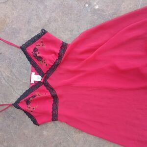 Elegant Red Lace Trim Nightgown
